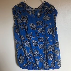 Roz and Ali Blue Floral Blouse